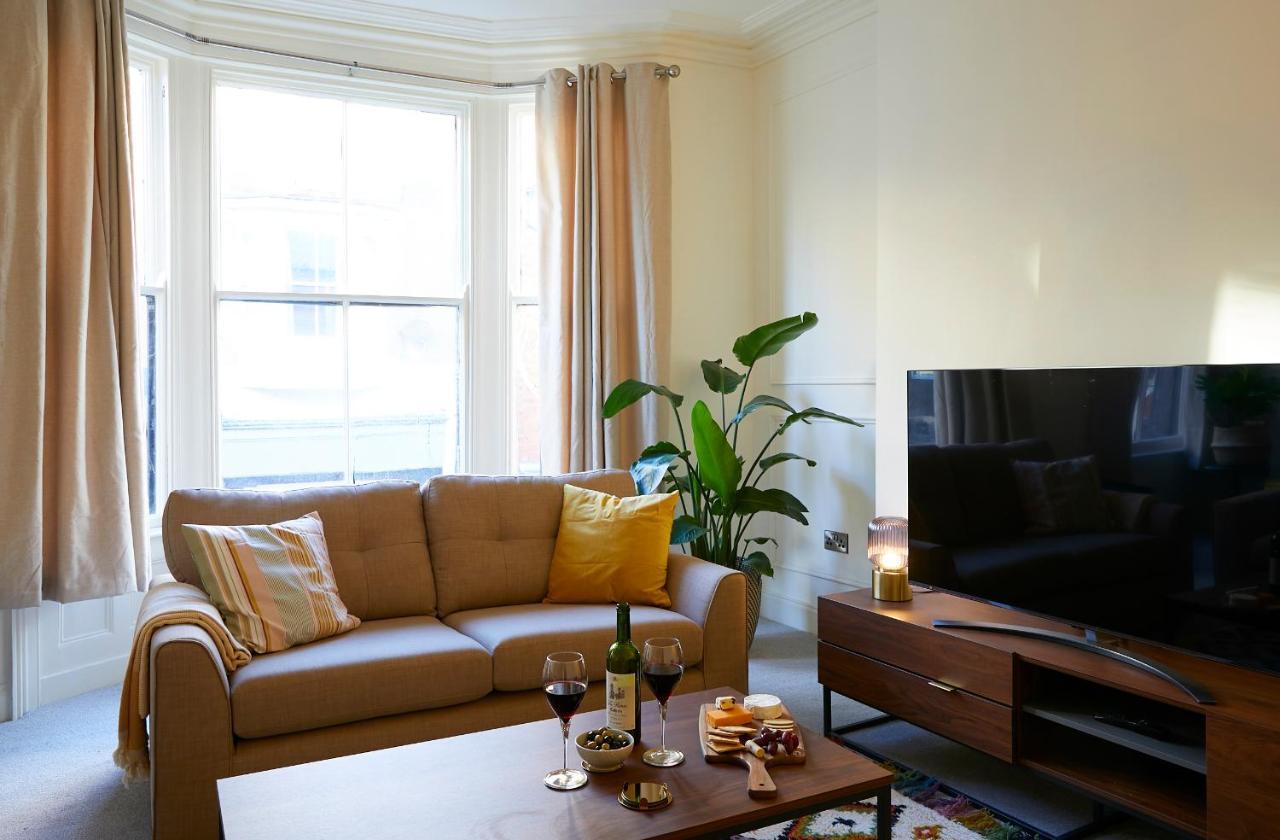 The Stoop, Stunning Sea Views! Apartamento Scarborough Exterior foto