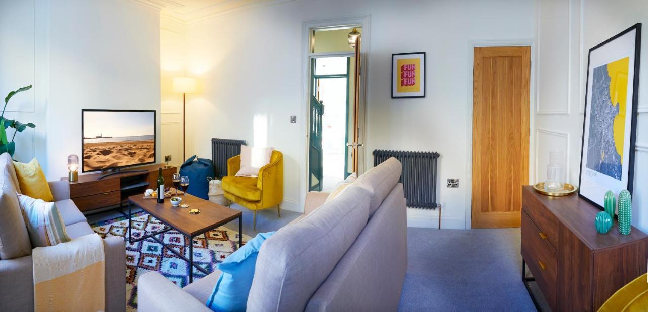 The Stoop, Stunning Sea Views! Apartamento Scarborough Exterior foto