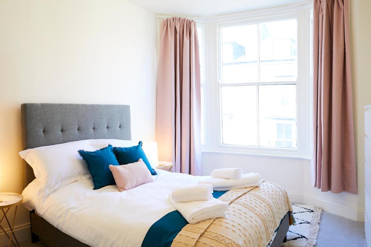 The Stoop, Stunning Sea Views! Apartamento Scarborough Exterior foto